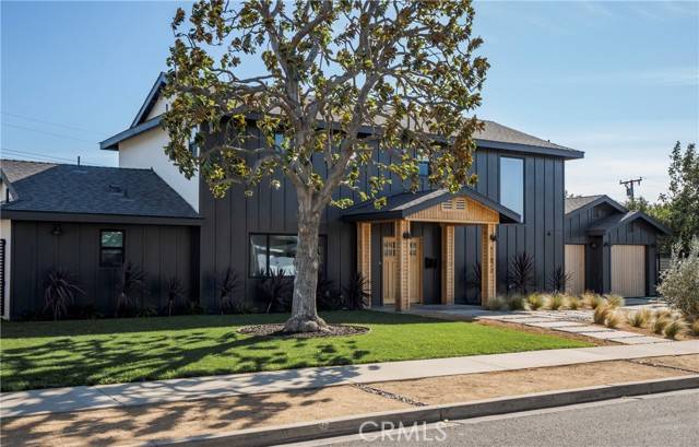 North Tustin, CA 92705,11872 Gladstone Drive