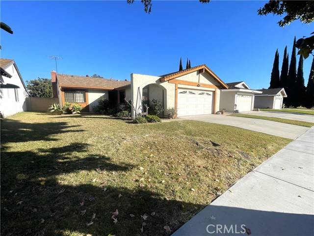 Cerritos, CA 90703,17618 Carmenita Road