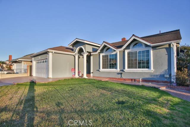 Huntington Beach, CA 92649,17252 Apel Lane