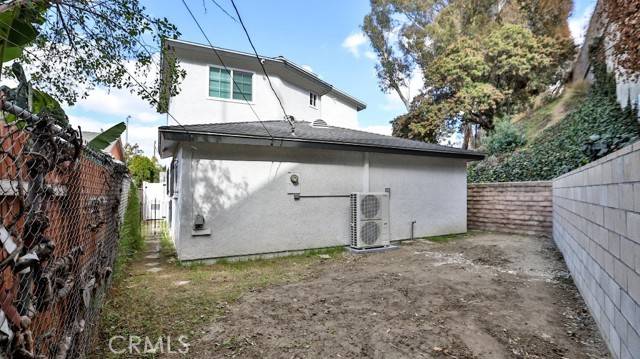 Long Beach, CA 90805,314 E Artesia Lane