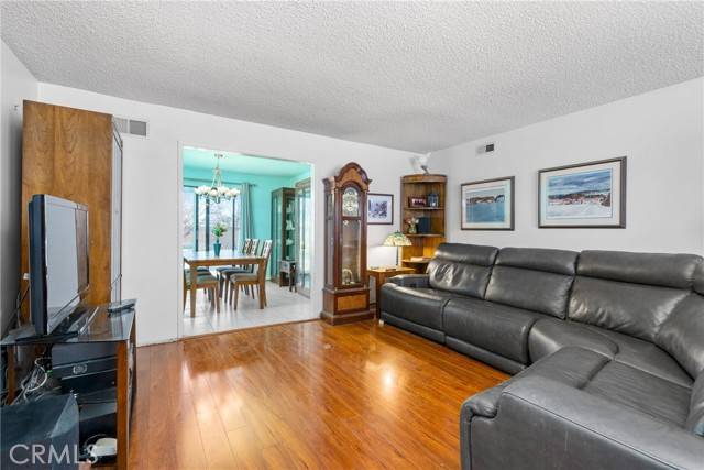 Anaheim, CA 92806,238 S Trevor Street