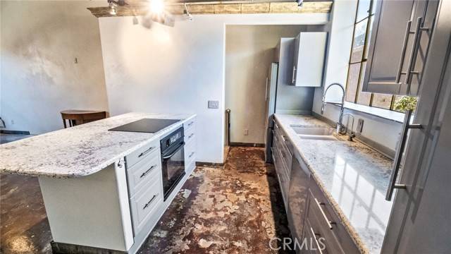 Long Beach, CA 90804,4635 E Anaheim Street