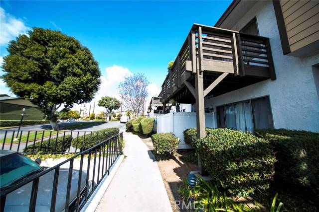 La Habra, CA 90631,1300 W Lambert Road #5
