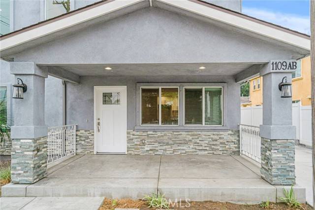 Compton, CA 90222,1109 N. Mulberry