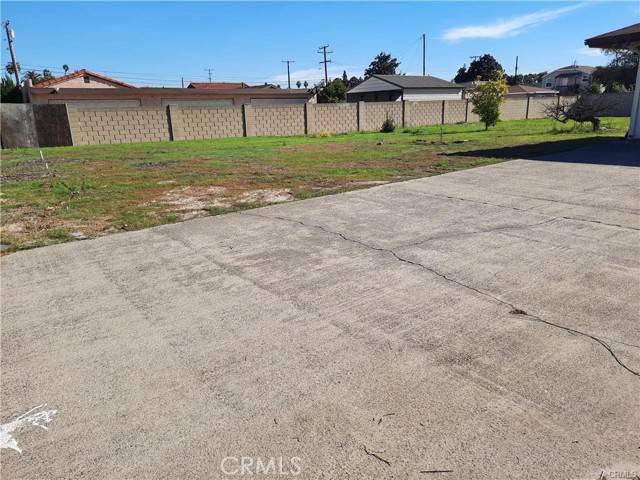 Westminster, CA 92683,7072 PRUCE