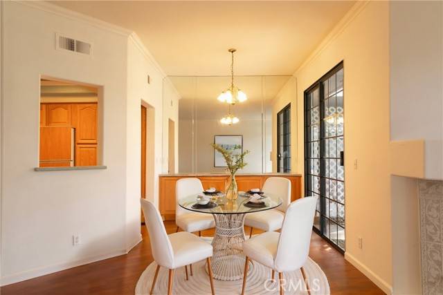 Huntington Beach, CA 92646,20271 Sealpoint #104