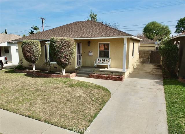 Lakewood, CA 90713,5138 Adenmoor Avenue