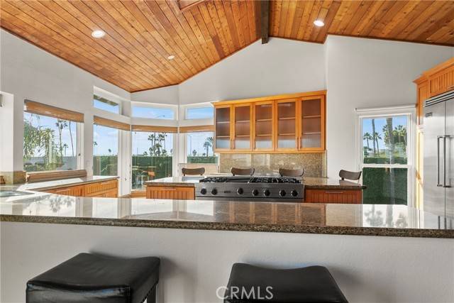 Newport Beach, CA 92663,207 La Jolla Drive