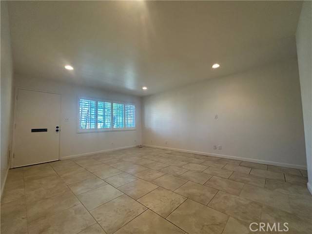 Santa Ana, CA 92705,2026 E Santa Clara Avenue #A2