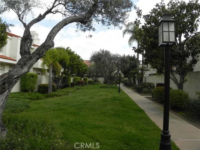Torrance, CA 90501,2160 Plaza Del Amo Street #176