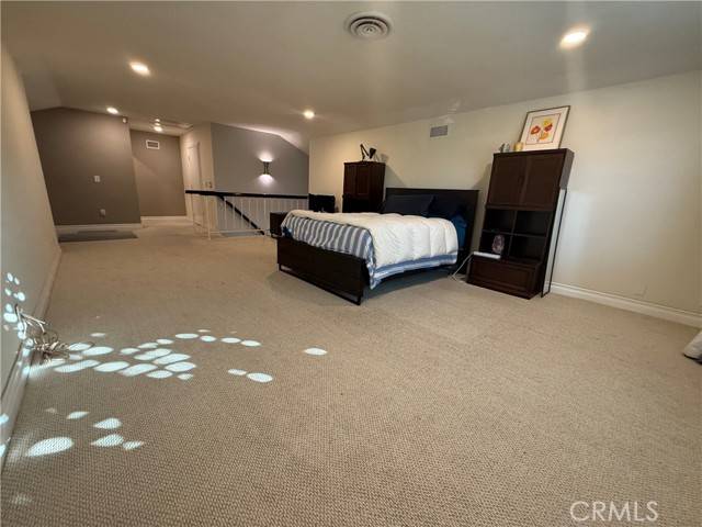 Huntington Beach, CA 92647,7122 Bluesails Drive