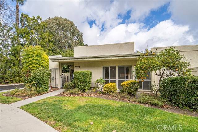 Laguna Woods, CA 92637,947 Avenida Carmel #D