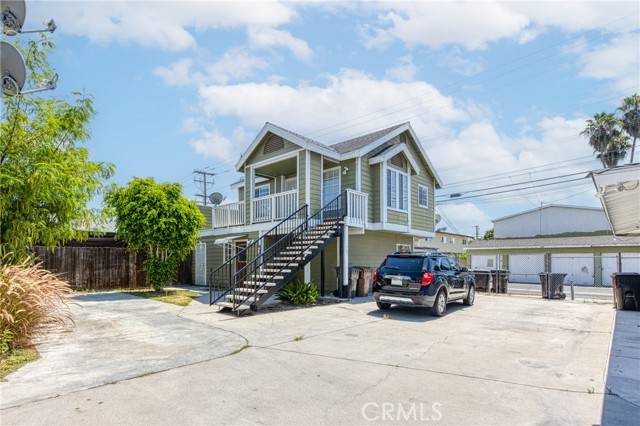 Fullerton, CA 92832,320 W Truslow Avenue #D