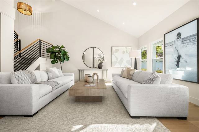 Irvine, CA 92614,11 Thunder Trail #6