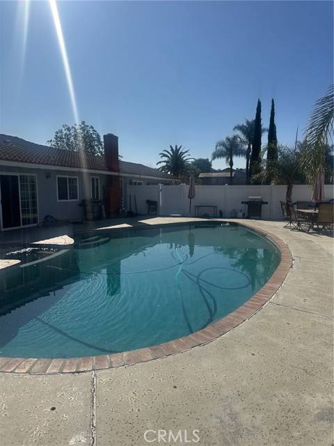 Jurupa Valley, CA 92509,5895 Snowgrass Trail