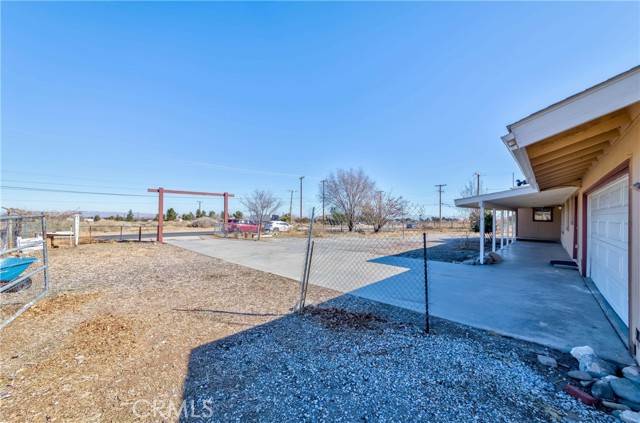 Phelan, CA 92371,4491 Smoke Tree Road