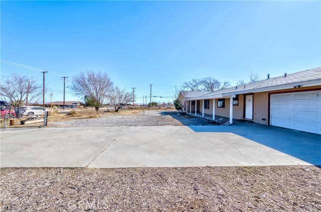 Phelan, CA 92371,4491 Smoke Tree Road
