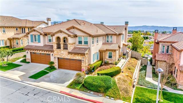 Yorba Linda, CA 92886,18008 Via Roma #57