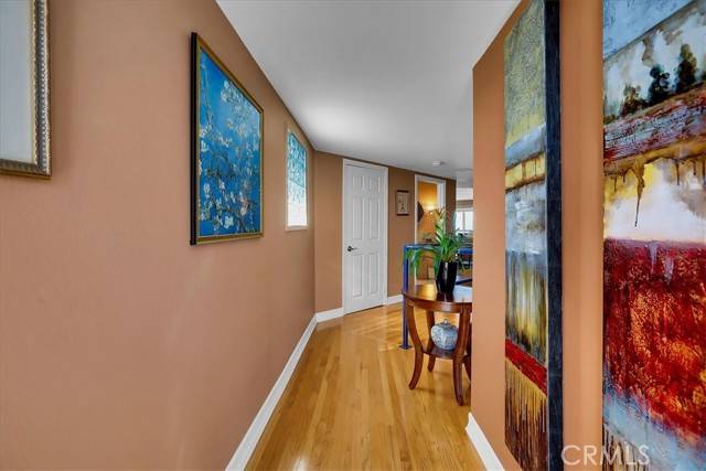 Signal Hill, CA 90755,2700 E Panorama Drive #408