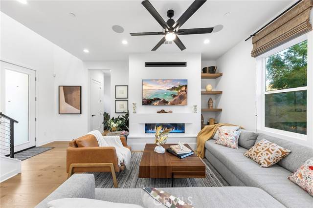 Lake Forest, CA 92630,240 Amber Oak
