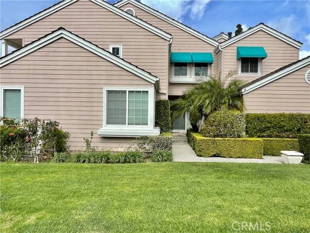 Irvine, CA 92604,15 Lakefront #13