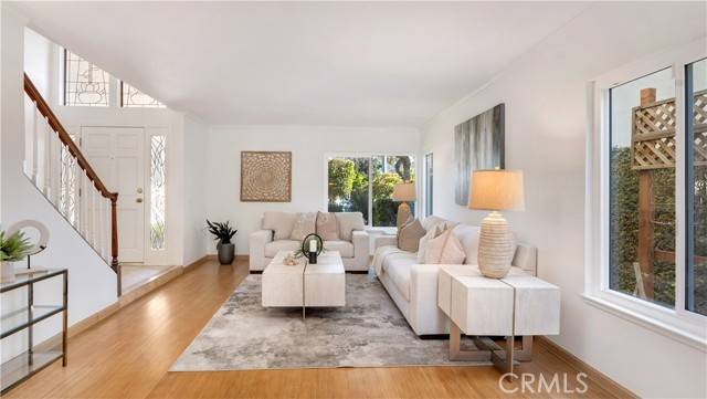 Irvine, CA 92620,4 Kara