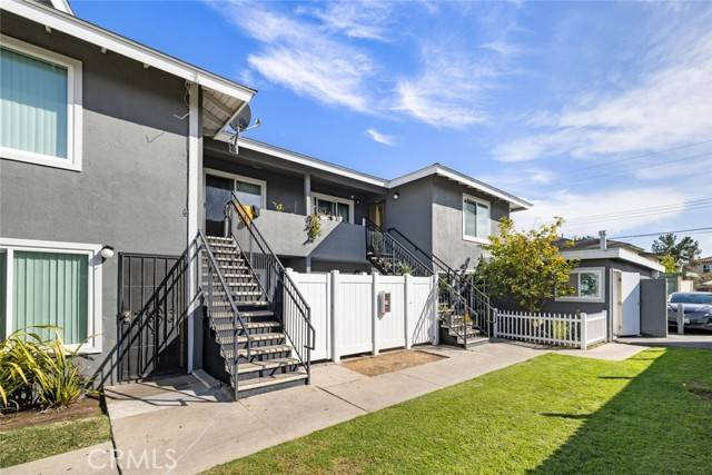 Costa Mesa, CA 92626,1033 Valencia Street