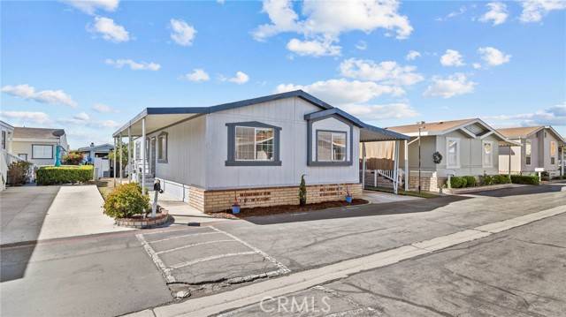 Fountain Valley, CA 92708,110 Pigeon
