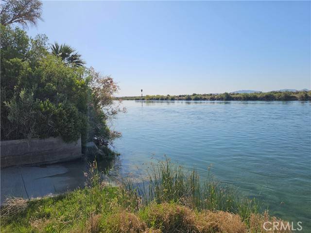 Big River, CA 92242,7889 Rio Vista Drive