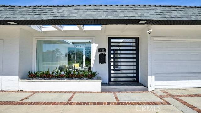 Huntington Beach, CA 92649,16602 Wellington Circle #C-2