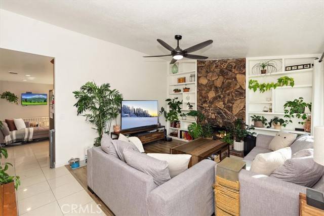 Ontario, CA 91761,2157 S Monterey Avenue