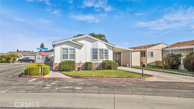 Fountain Valley, CA 92708,110 Sumac