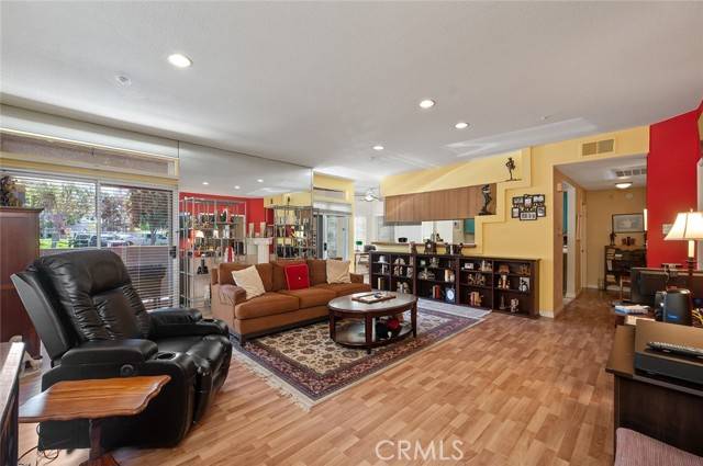 Huntington Beach, CA 92649,4591 Warner Avenue #101
