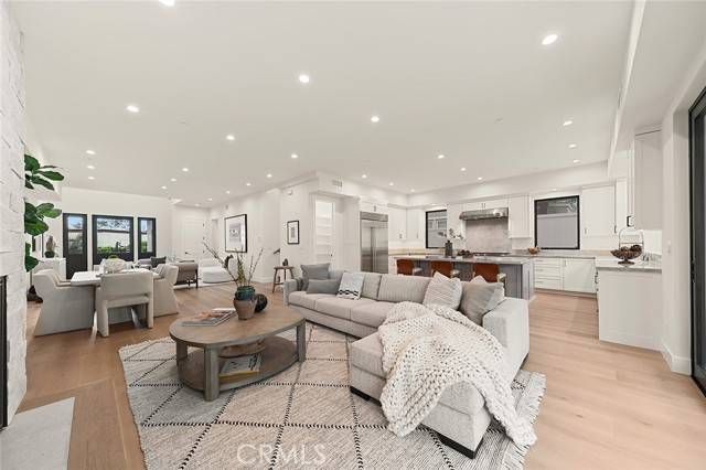 Manhattan Beach, CA 90266,3108 Elm Avenue