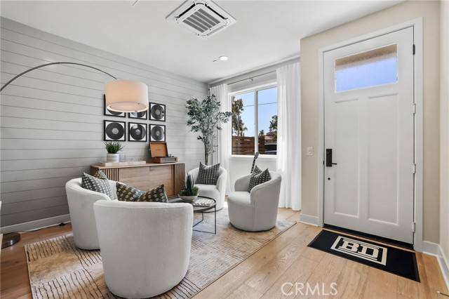 Huntington Beach, CA 92648,19011 Main Street #121