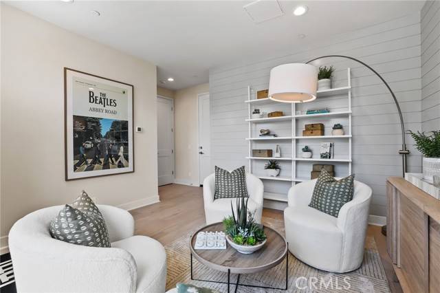 Huntington Beach, CA 92648,19011 Main Street #121