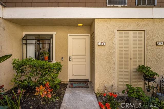 Irvine, CA 92620,179 Pineview