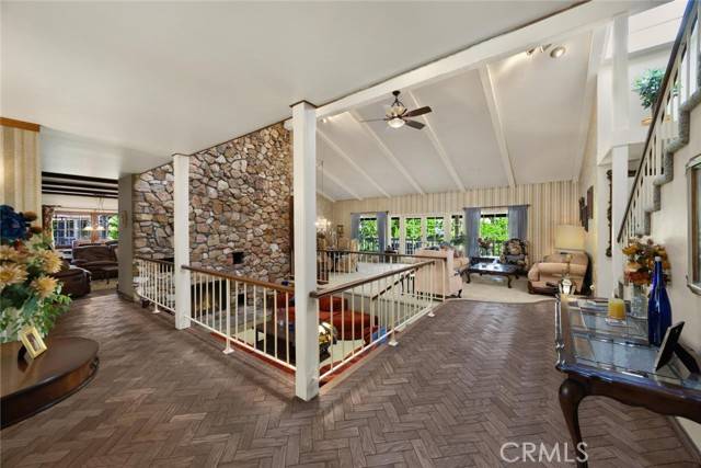 Yorba Linda, CA 92886,19369 Easy Street