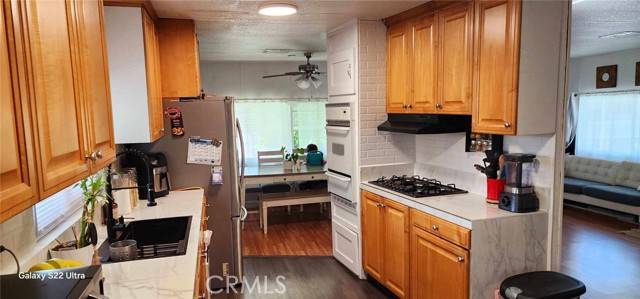 Glendora, CA 91740,1630 S Barranca #104