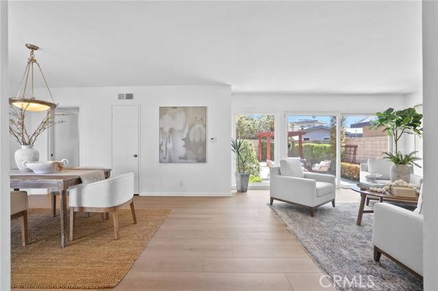 Seal Beach, CA 90740,616 Southshore Drive
