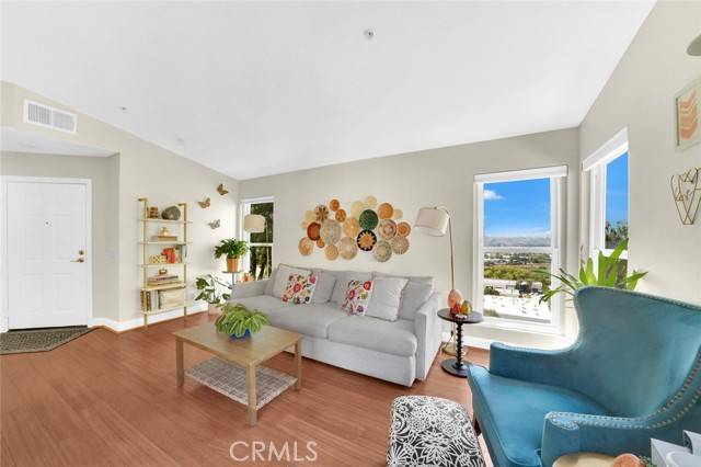 Yorba Linda, CA 92887,5235 Box Canyon Court #22F