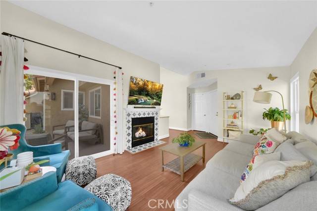 Yorba Linda, CA 92887,5235 Box Canyon Court #22F