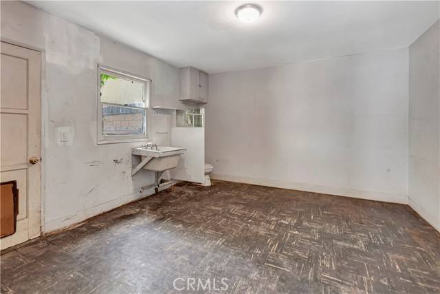San Pedro, CA 90731,720 W 16th Street