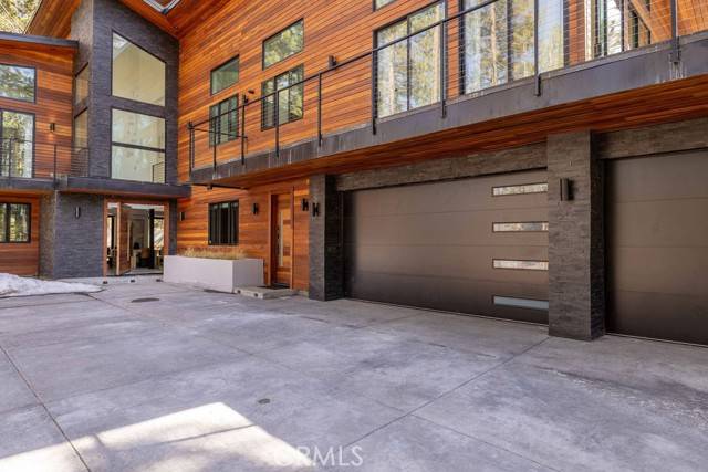 Big Bear Lake, CA 92315,42421 Evergreen Drive
