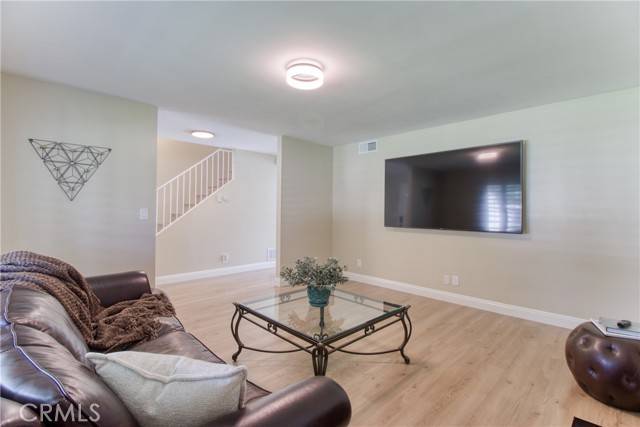 Brea, CA 92821,860 Avocado Street