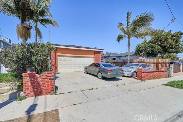 Hawthorne, CA 90250,4265 W 119th Street