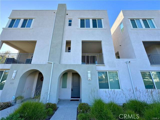 Irvine, CA 92618,731 Beacon