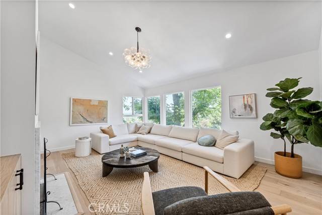 Sherman Oaks, CA 91403,3947 Sumac Drive