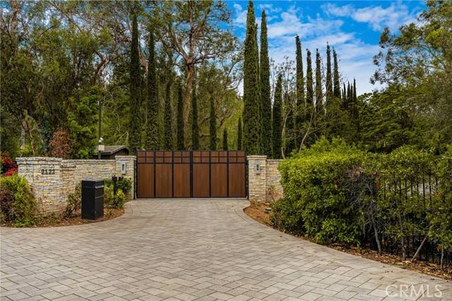 North Tustin, CA 92705,2122 Lower Lake Drive