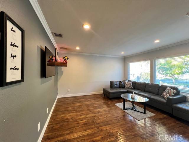 Corona, CA 92882,2314 Mcneil Circle